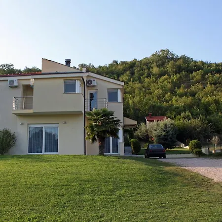 Villa Luka *
